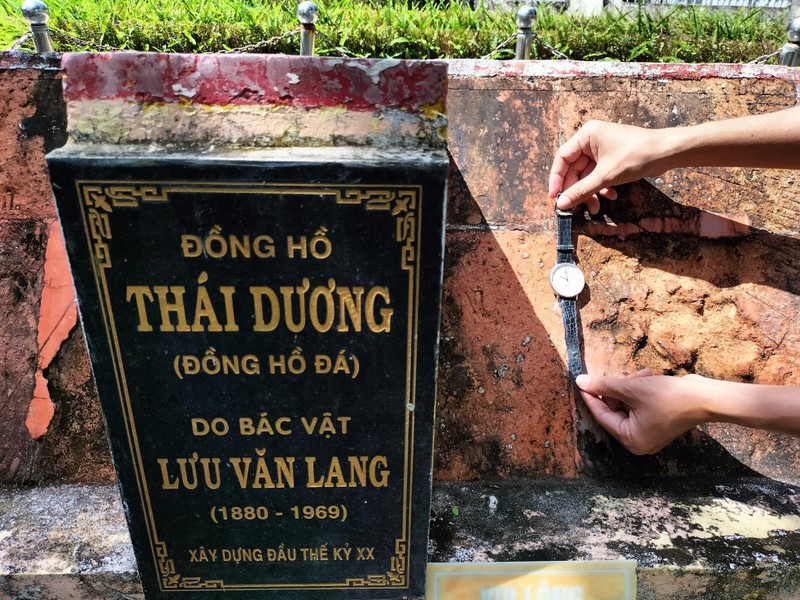 Dong ho da hon 100 tuoi “co mot khong hai” o Viet Nam keu cuu-Hinh-3