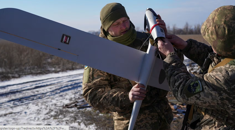 Can canh loat UAV Ukraine su dung o tien tuyen-Hinh-4