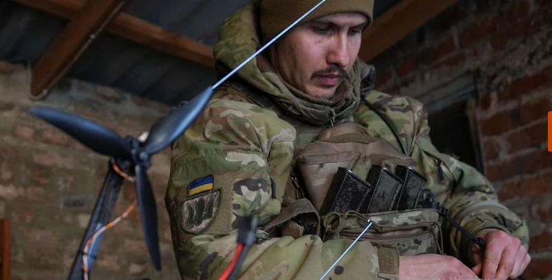 Can canh loat UAV Ukraine su dung o tien tuyen-Hinh-5
