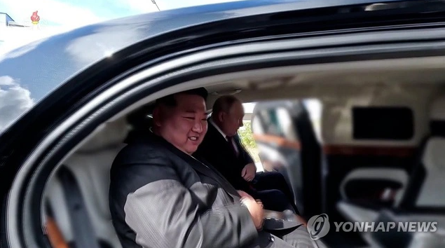 Tong thong Putin tang xe hoi cho Chu tich Trieu Tien Kim Jong-un