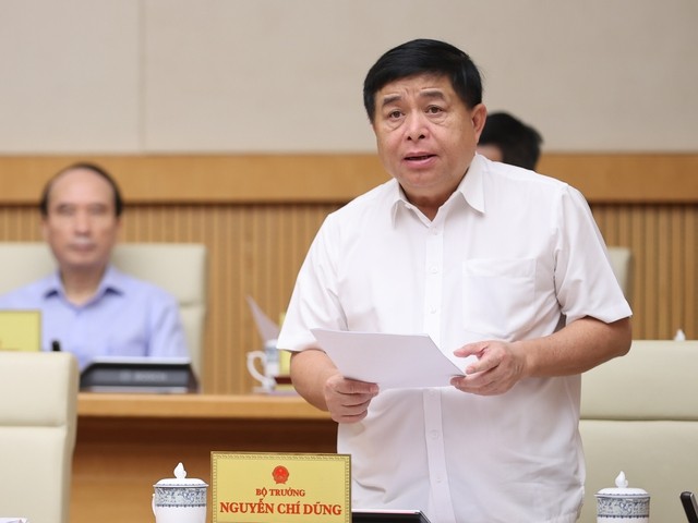 Bo truong Nguyen Chi Dung: Tang truong GDP quy I vuot kich ban de ra