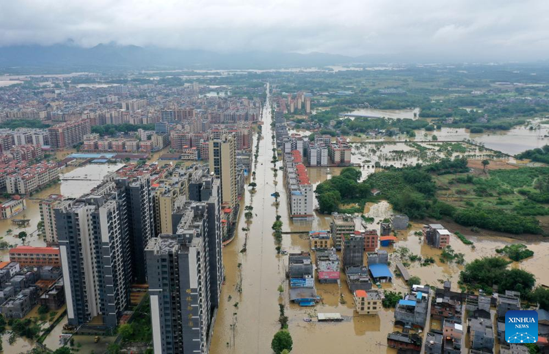 View - 	Cảnh ngập lụt nghiêm trọng ở Trung Quốc vì mưa lũ