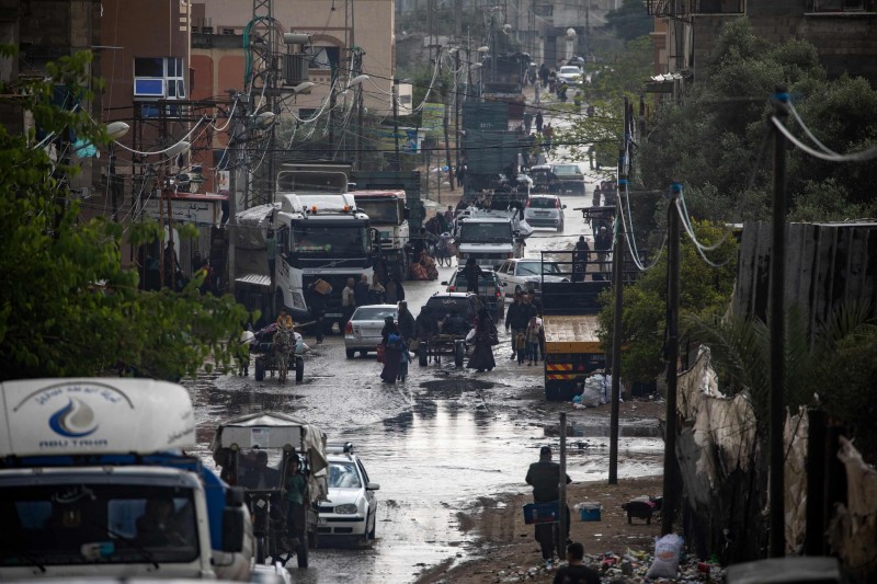 Canh nguoi dan Palestine un un so tan khoi thanh pho Rafah-Hinh-5