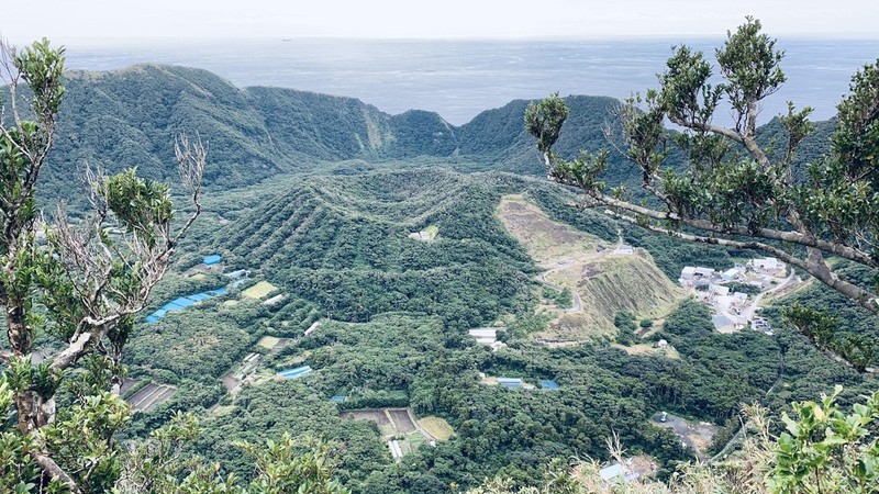 Bat ngo cuoc song o ngoi lang nam tren mieng nui lua-Hinh-7