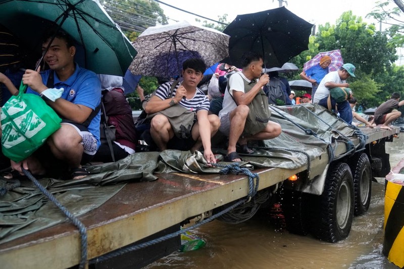 Trung Quoc nang canh bao bao Yagi len muc gan cao nhat