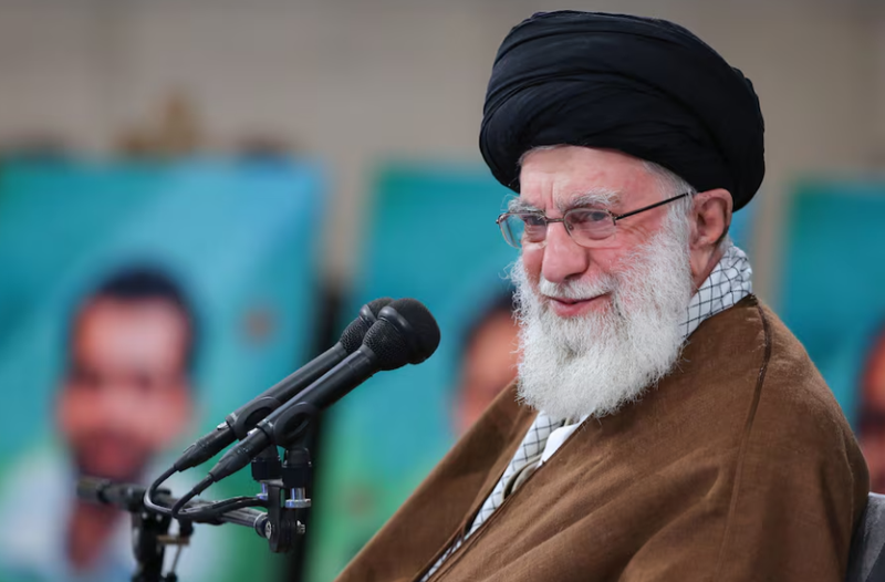 Dieu it biet ve cuoc doi lanh tu toi cao Iran Ali Khamenei-Hinh-3