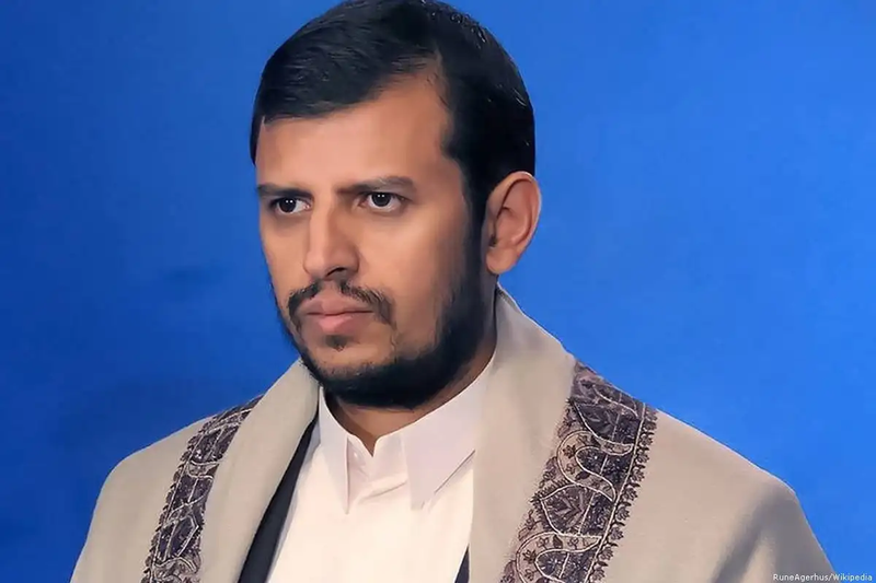 Toan canh My tan cong Yemen, luc luong Houthi dap tra-Hinh-10