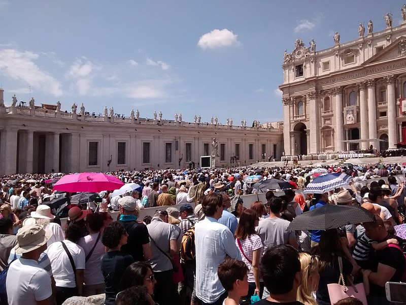 Top su that khien ban ngo ngang ve dat nuoc Vatican-Hinh-4