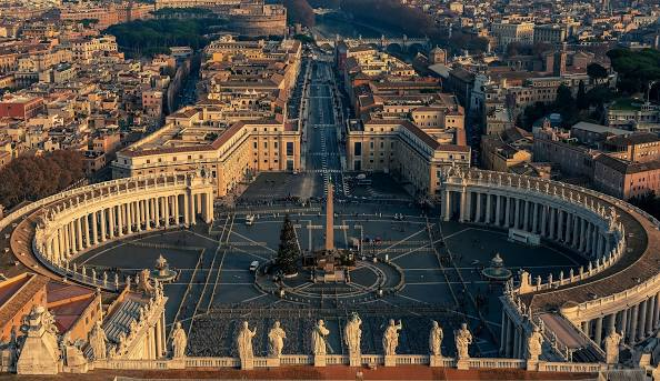 Top su that khien ban ngo ngang ve dat nuoc Vatican-Hinh-7