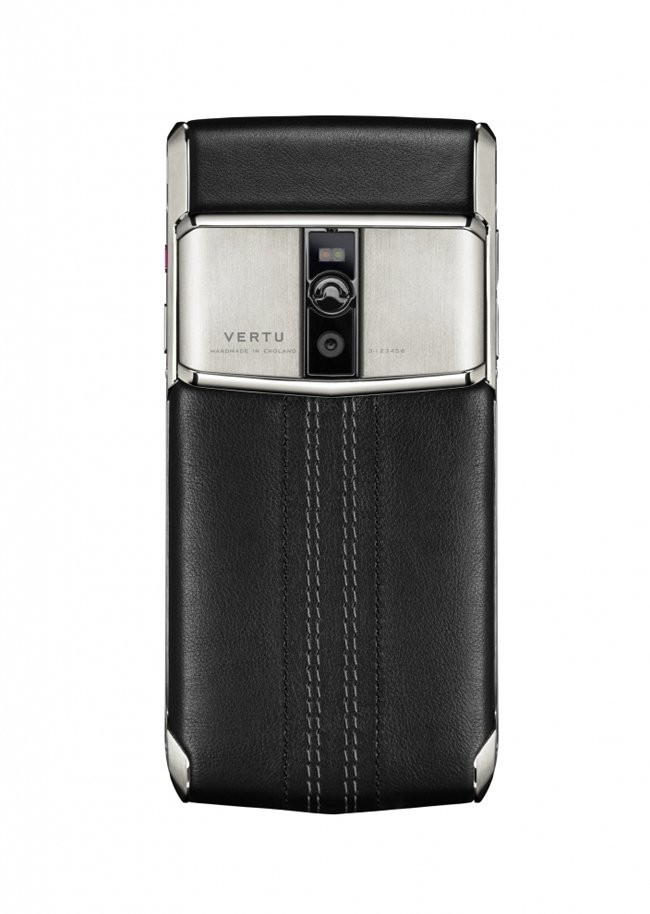 Anh qua trinh lap rap sieu smartphone Vertu Signature Touch-Hinh-9