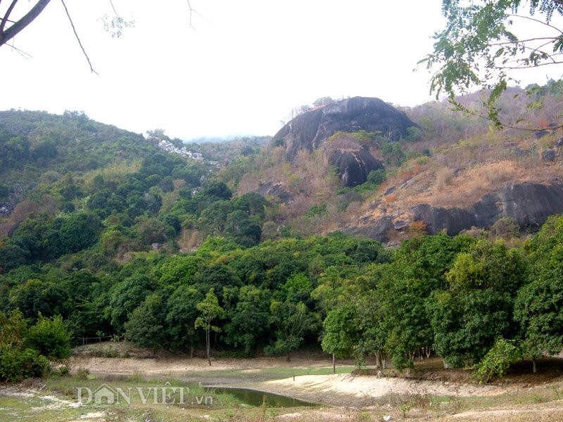 Canh dep tuyet my cua Phung Hoang Son vung Bay Nui-Hinh-2