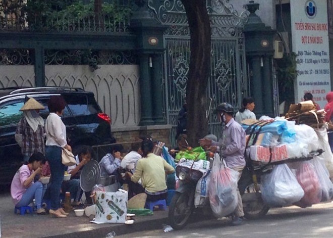 Kinh khung nhung hiem hoa benh tat o bua an sinh vien