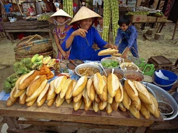 Hinh anh khien ban them thuong ve mon an duong pho Viet-Hinh-5