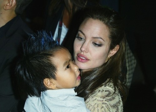 Top khoanh khac bo moi goi cam chet nguoi cua Angelina Jolie-Hinh-6