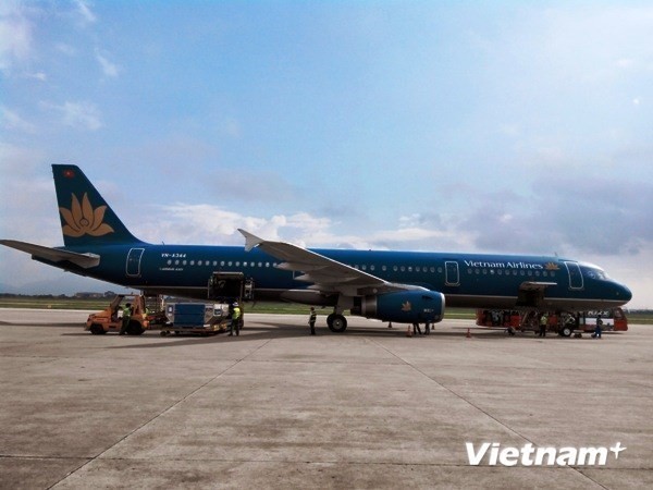 May bay Vietnam Airlines xin ha canh uu tien vi...hong phanh