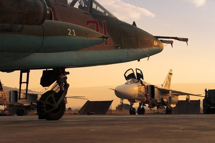 Vi sao may bay Su-24 Nga mang bom ngu lai danh chinh xac?-Hinh-10