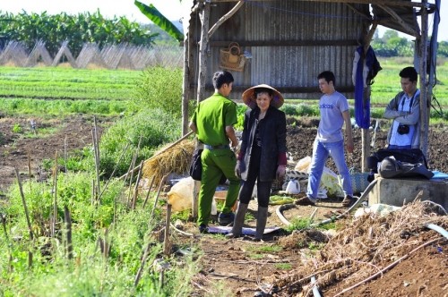 Tin moi vu hang ngan chau hoa tet bi pha nat trong dem-Hinh-2