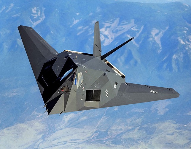 Suc manh tiem kich tang hinh F-117 tung khien Nga hai hung-Hinh-2