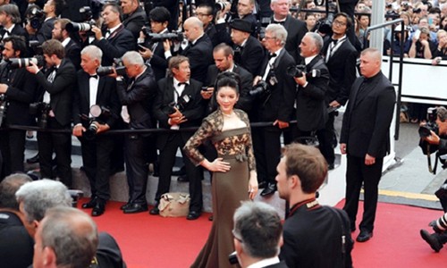 Thuc hu buc anh Ly Nha Ky bi “bo” tai Cannes