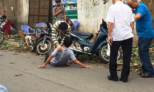 Dung lai hien truong vu nhom SV danh chet nguoi o Sai Gon