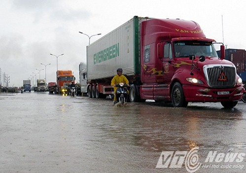 Hai Phong Con duong tu than rinh nuot chung nguoi sau mua lon-Hinh-8