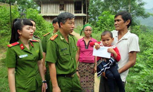 Tham nhap noi dia lua ban phu nu Thai Mong sang TQ