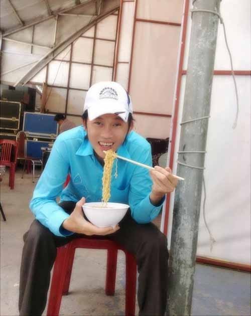 Doi thuong khac la co 1 khong 2 cua NSUT Hoai Linh-Hinh-4