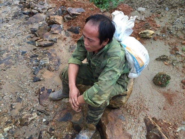 Phu vang nao loan tron khoi “thung lung chet day vang” Ma Sa Phin-Hinh-8