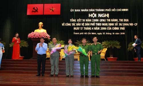 Kien nghi chon nguoi hoan luong tham gia bao ve dan pho