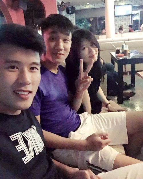 Ban gai xinh nhu hot girl cua doi truong U19 Viet Nam-Hinh-4