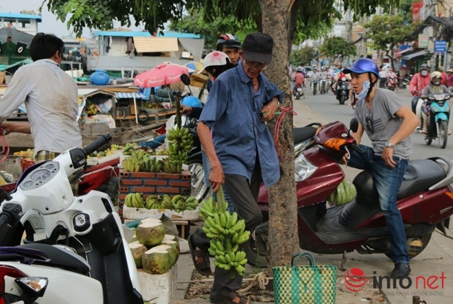 Cuoc song o cho noi mien Tay giua Sai Gon-Hinh-11