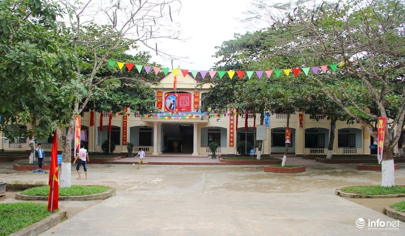 Nghe An: Loi bun tham truong thuong Tet giao vien 30.000 dong-Hinh-3