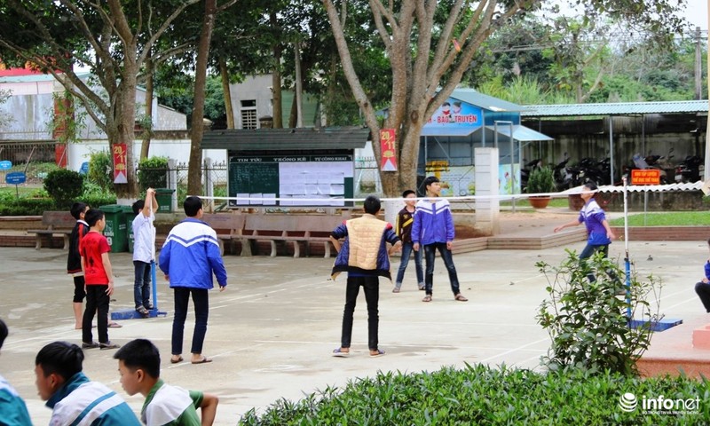 Nghe An: Loi bun tham truong thuong Tet giao vien 30.000 dong-Hinh-7