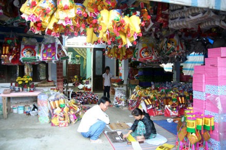 Tham lang nghe vang ma truyen thong Duyen Truong ngay can Tet