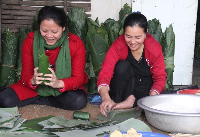 Lang banh chung nuc tieng xu Nghe tat bat vao vu Tet-Hinh-2