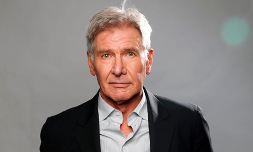 Harrison Ford lai may bay dam vao Boeing cho 116 nguoi