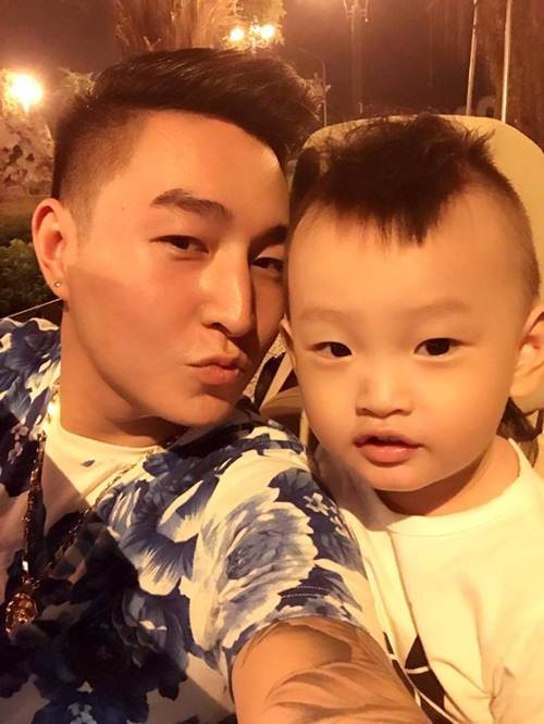 Hot mang: Ong bo ba dao voi man cho con trai an keo-Hinh-8
