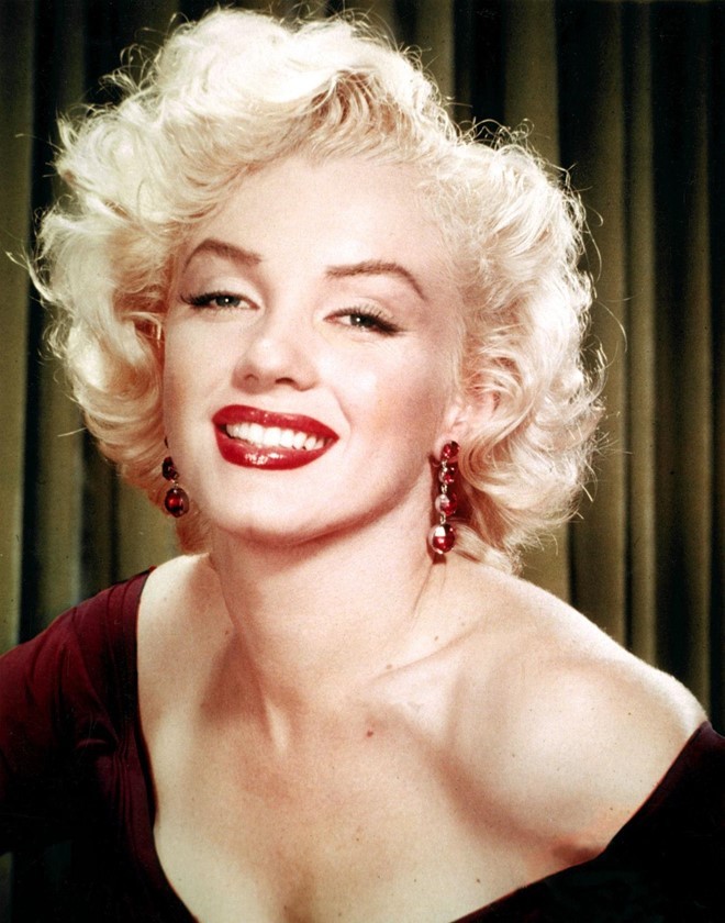 Marilyn Monroe va 2 lan bi xam hai tinh duc-Hinh-2
