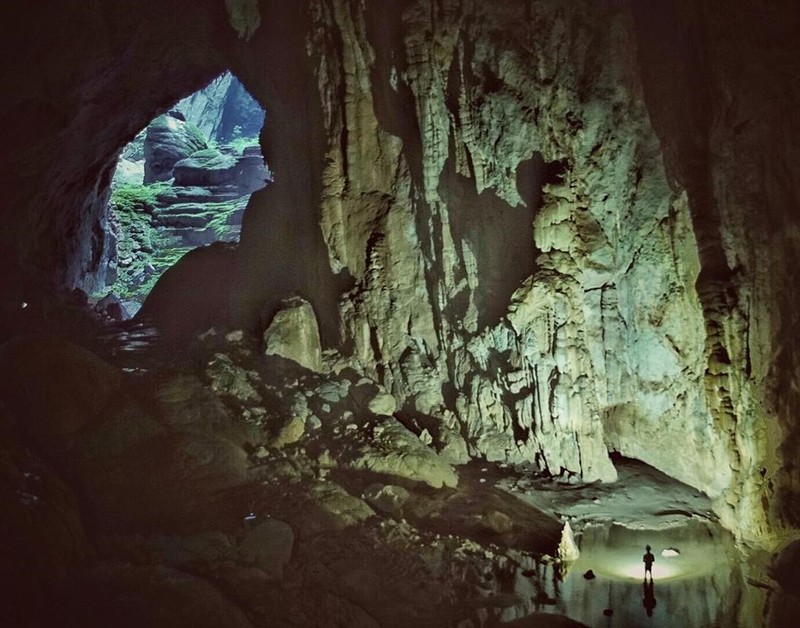 Hang Son Doong qua lang kinh dao dien 