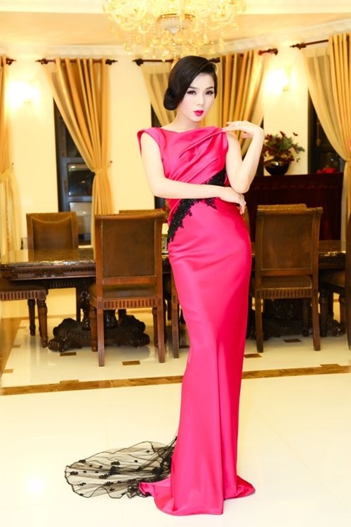 “Nu hoang Bolero” Le Quyen - dai gia ngam cua showbiz Viet-Hinh-2