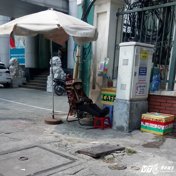 Dep via he, nguoi SG xay bac tam cap ngam, dung an tren pho-Hinh-13