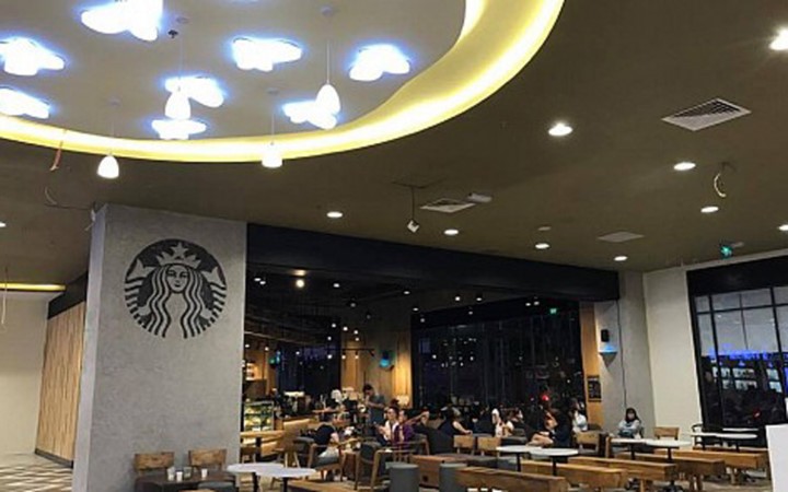 La lung: Ly ca phe Starbucks dat thu 3 the gioi o Viet Nam-Hinh-11