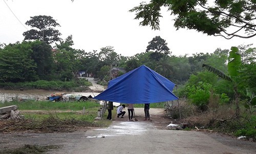 2 me con duoi nuoc: Tieng khoc ai oan vung que ngheo