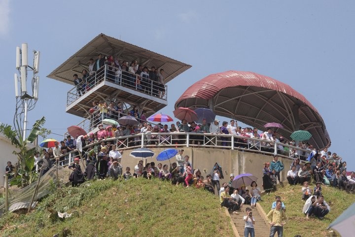 Sai canh uoc mo cung Festival du luon Yen Bai 2017