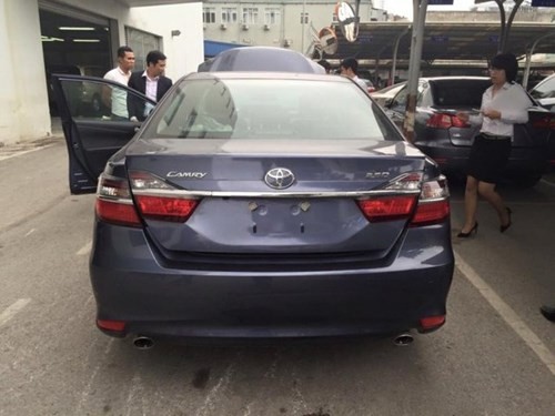 Xuat hien hinh anh Toyota Camry 2015 lap rap trong nuoc-Hinh-3