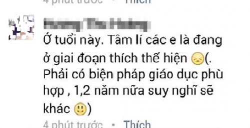 Nu sinh THPT Le Hoan hút thuóc trong le khai giảng gay sot-Hinh-4