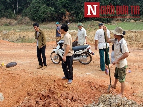 Dan Nghe An keo nhau di ‘mot’ da do cau may-Hinh-5