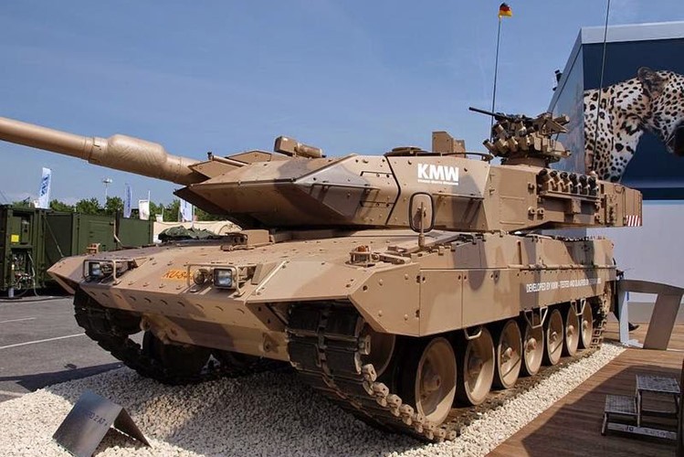 Chiem nguong suc manh xe tang “bao sa mac” Leopard 2A7-Hinh-7