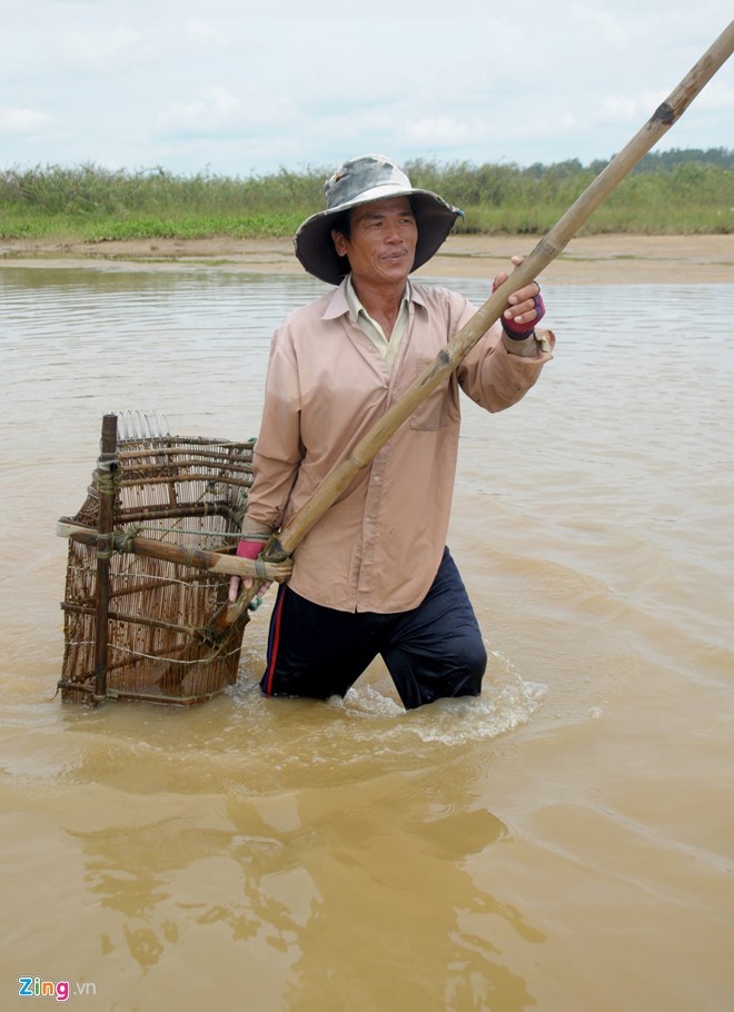 Gian nan nghe cao don nhui hen duoi day song Tra Khuc-Hinh-4