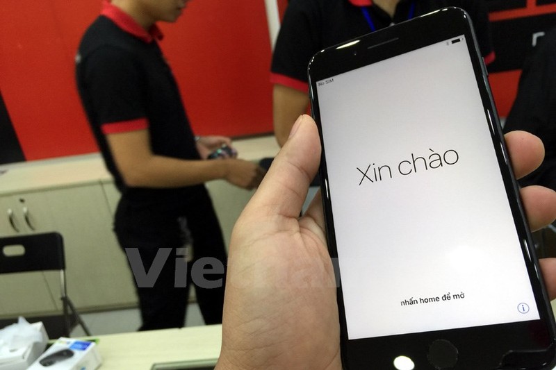 Khong co canh xep hang mua iPhone 7 o Viet Nam-Hinh-4